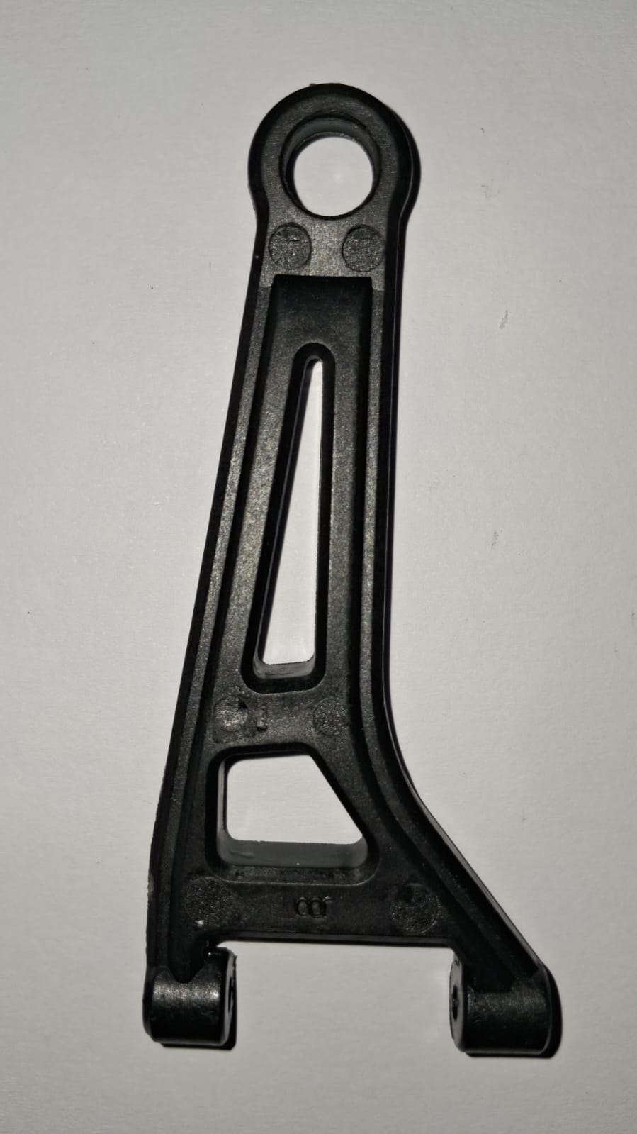 UPPER SWING ARMS FOR 1:10 RC CAR