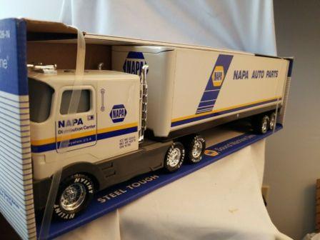 NYLINT STEEL TOUGH SOUND SEMI TRUCK