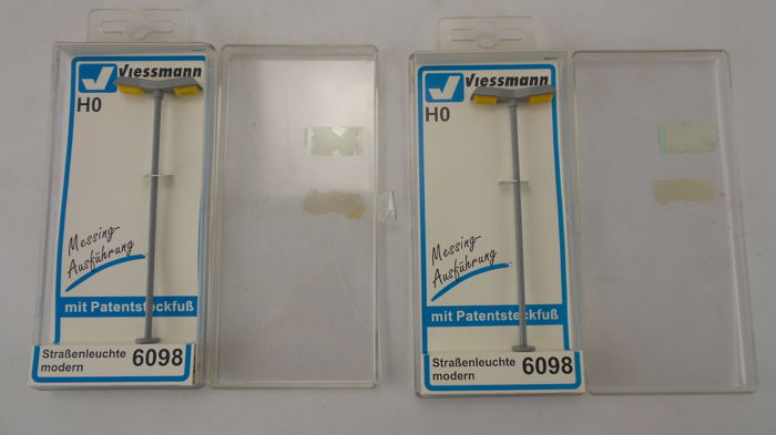 VIESSMANN DOUBLE LED STREET LIGHT HO SCALE 6098